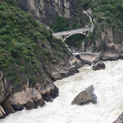 李现同款虎跳峡路线