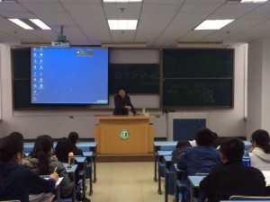 江苏大学人事处处长被打？校方辟谣